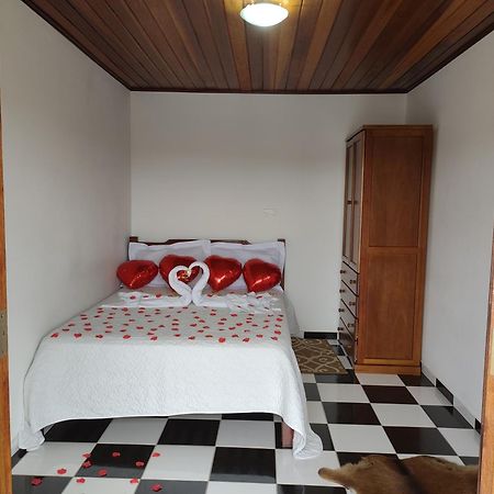 Campos do Jordão Flats Brancas Nuvens酒店 外观 照片
